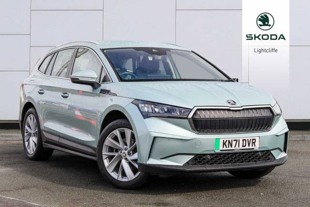 Skoda Enyaq iV E (179ps) 60 62 Kwh 4x4 vehicle Electric Arctic Silver