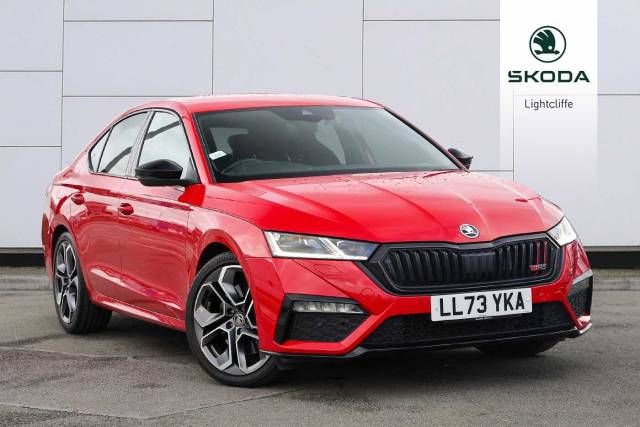 Skoda Octavia 2.0 TSI vRS 5dr DSG Hatchback Petrol Velvet Red