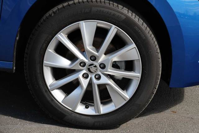 2023 Skoda Kamiq 1.0 TSI 110 SE Drive 5dr DSG