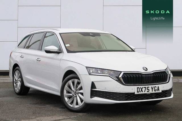 Skoda Octavia 1.5 TSI 150 e-TEC SE L 5dr DSG Estate Petrol Moon White Metallic